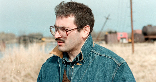 1997 auf einem Ölfeld tief in der Provinz. Schon damals  wird Michail Chodorkowski „Der Chodor“ genannt.  Foto: Sergei Avduevski